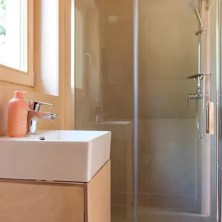 Minimalistyczny Przy Kampinosie 펜션 *