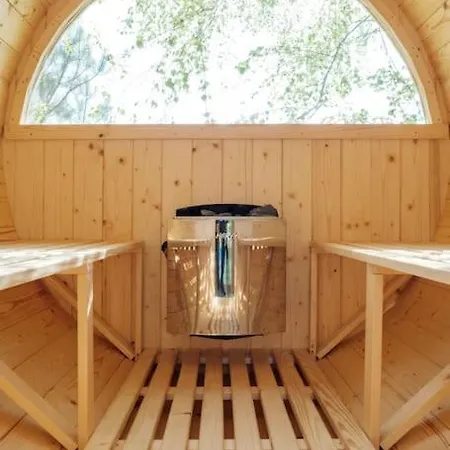 Minimalistyczny Przy Kampinosie 펜션